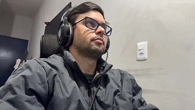 CasalManeiro25 online show from 10.21.25