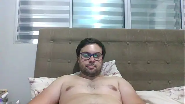 CasalManeiro25 online show from 10.21.25