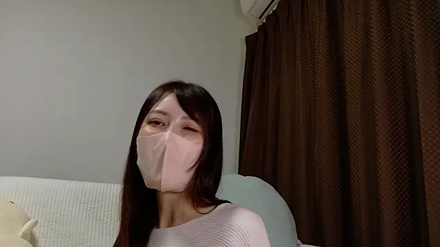Snapshot of mio_k1 chatting on 10.20.25 mio k1 online show from 10.20.25