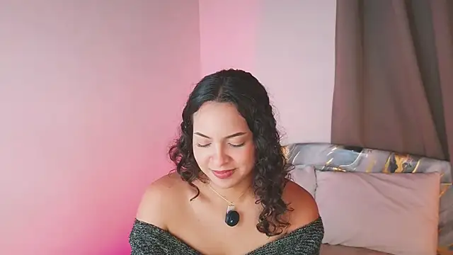 Snapshot of _Bella_Beth_ chatting on 10.17.25  Bella Beth  online show from 10.17.25