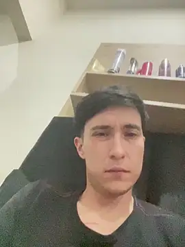 Snapshot of nicollylazulli chatting on 11.15.25 nicollylazulli online show from 11.15.25