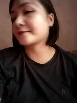 Snapshot of Jeassi-sica chatting on 10.15.25 Jeassi-sica online show from 10.15.25