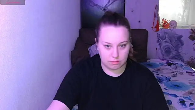 Snapshot of OnikaOrtizZ chatting on 10.22.25 OnikaOrtizZ online show from 10.22.25