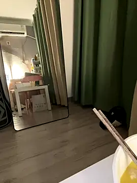 Snapshot of iambennet chatting on 10.17.25 iambennet online show from 10.17.25