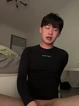 Snapshot of iambennet chatting on 10.27.25 iambennet online show from 10.27.25