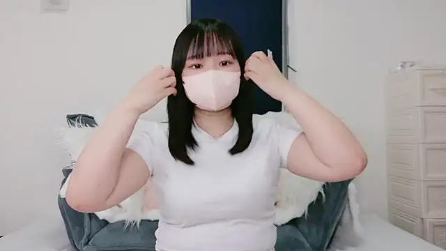 Nagi 25 online show from 10.25.25
