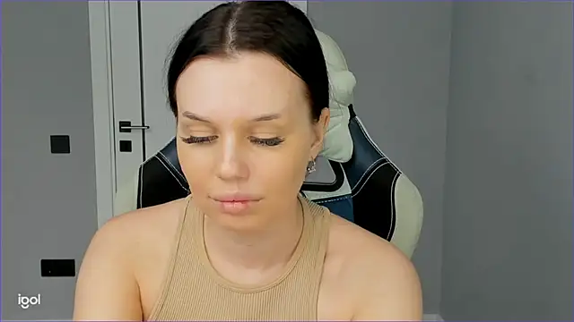 Snapshot of Marry_Jein13 chatting on 10.15.25 Marry Jein13 online show from 10.15.25