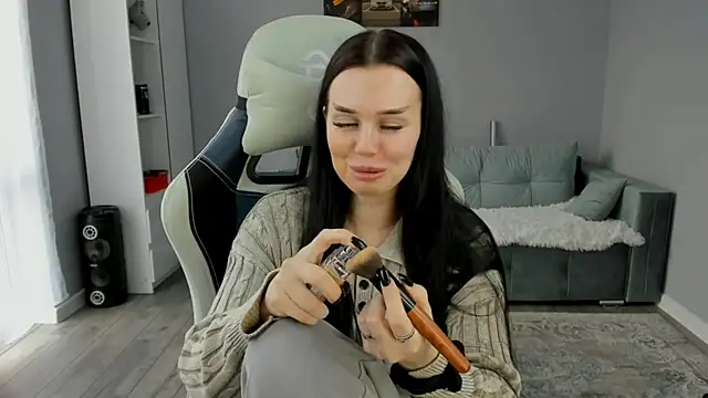 Snapshot of Marry_Jein13 chatting on 10.28.25 Marry Jein13 online show from 10.28.25