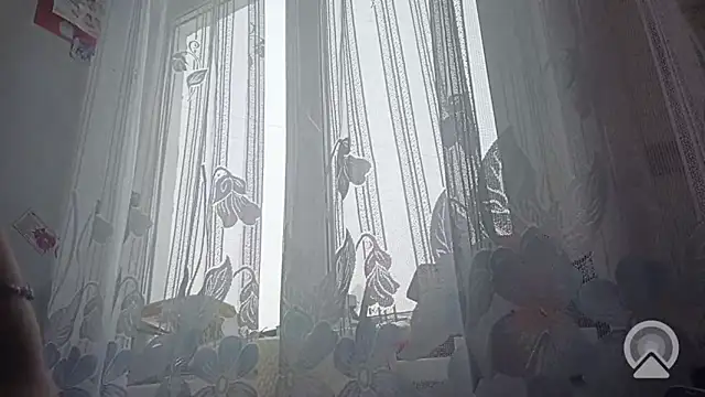 Snapshot of Melorini chatting on 02.10.26 Melorini online show from 02.10.26