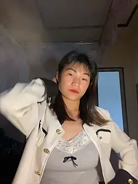 Mylinh- online show from 10.16.25