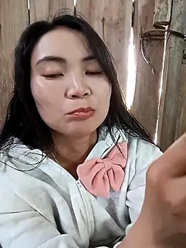 kun-love online show from 10.30.25