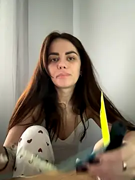 Bella-Flower online show from 10.30.25