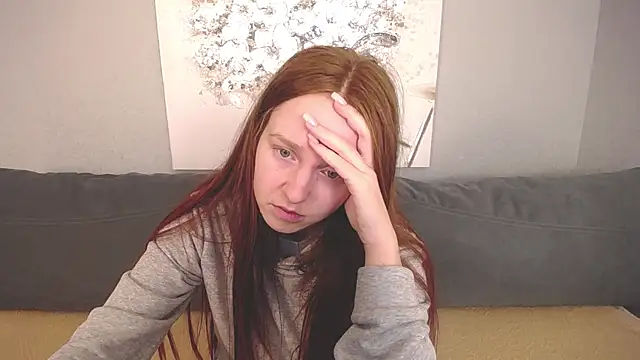 Snapshot of Evarey_ chatting on 10.11.25 Evarey  online show from 10.11.25