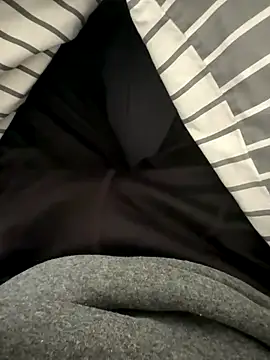 Hitmanforu83 online show from 12.22.25