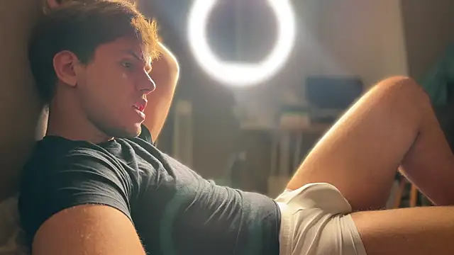 mynameischris online show from 10.08.25