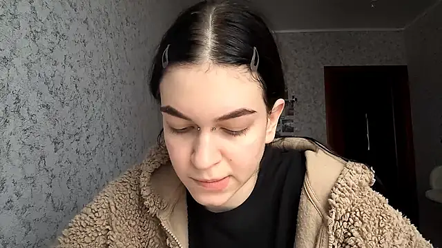 Snapshot of Wallazar_cute chatting on 10.20.25 Wallazar cute online show from 10.20.25