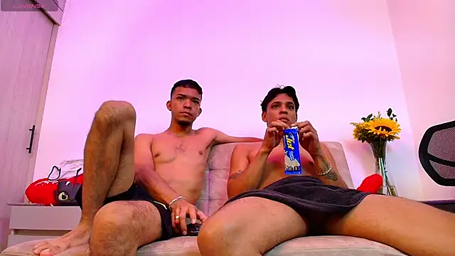 Snapshot of thomas_elg chatting on 10.16.25 thomas elg online show from 10.16.25