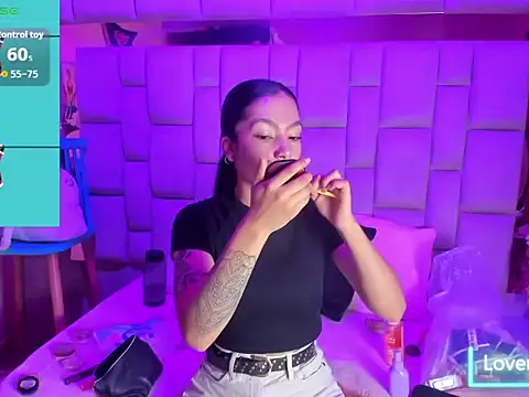 Gisell Squirt  online show from 11.20.25