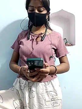 Snapshot of Payal_G chatting on 10.17.25 Payal G online show from 10.17.25