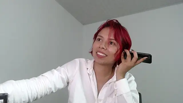 Snapshot of firer-red69 chatting on 10.13.25 firer-red69 online show from 10.13.25