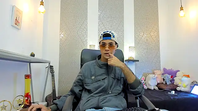 Snapshot of JacobBlackwell_ chatting on 10.25.25 JacobBlackwell  online show from 10.25.25