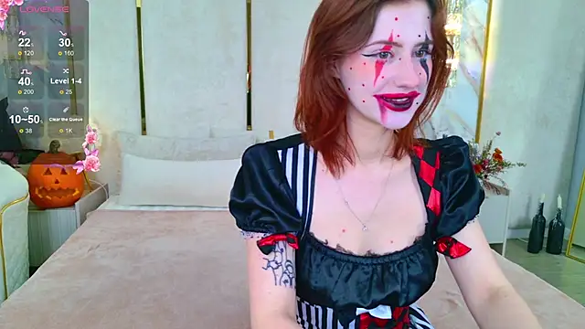 Snapshot of JessiJull chatting on 10.24.25 JessiJull online show from 10.24.25