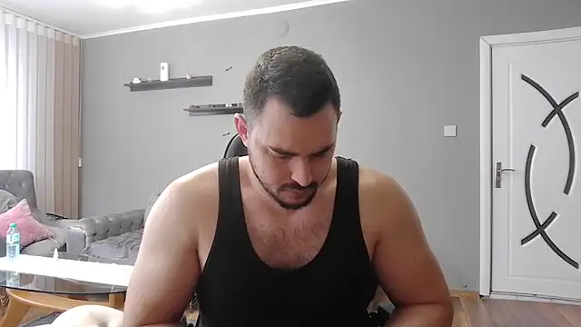 Snapshot of mastermute chatting on 02.02.26 mastermute online show from 02.02.26