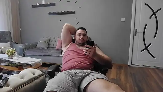 Snapshot of mastermute chatting on 02.21.26 mastermute online show from 02.21.26