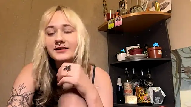 Snapshot of Ulemonala_Cute chatting on 10.07.25 Ulemonala Cute online show from 10.07.25