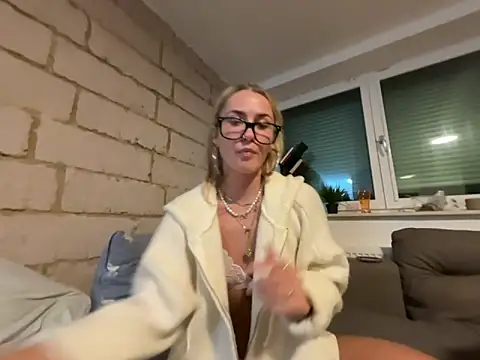 goddesemiiyy online show from 02.08.26