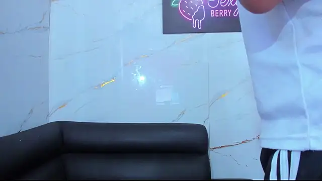 Little nicoll online show from 01.06.26