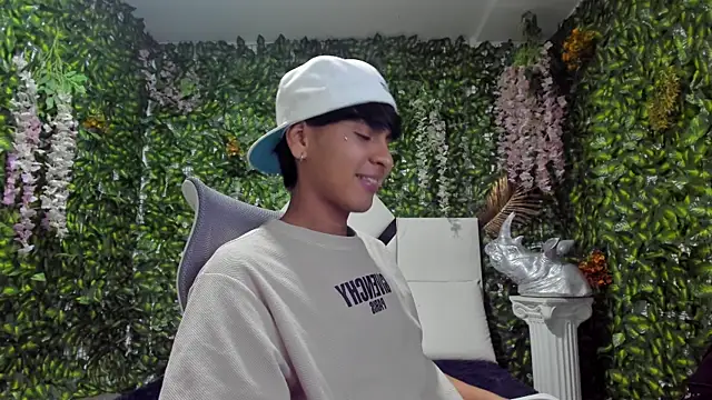 Snapshot of SEBAS_LOVER_ chatting on 10.17.25 SEBAS LOVER  online show from 10.17.25