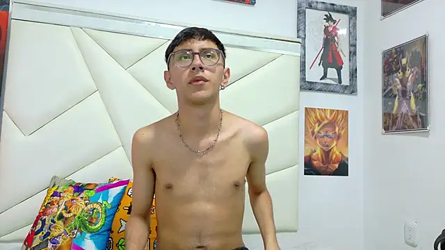 Snapshot of TWINK_JOSS chatting on 10.24.25 TWINK JOSS online show from 10.24.25