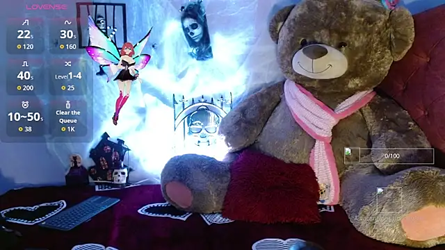 Snapshot of Himiiko_toga chatting on 10.21.25 Himiiko toga online show from 10.21.25