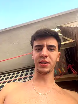 suarezz  online show from 10.13.25