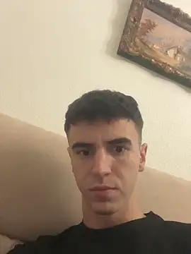 suarezz  online show from 10.27.25