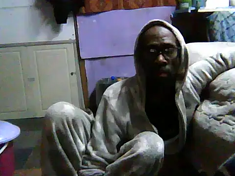 Snapshot of Toyboya6 chatting on 06.19.26 Toyboya6 online show from 06.19.26