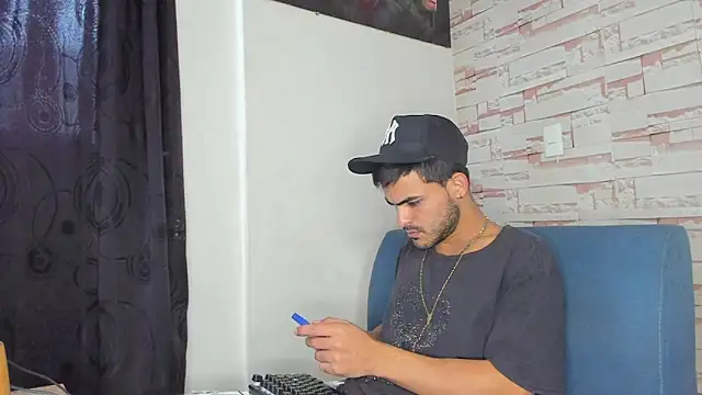 Master King Crazzy777 online show from 10.14.25