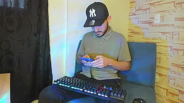 Master King Crazzy777 online show from 10.18.25