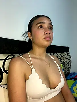 Snapshot of Iam_samanthaa chatting on 10.10.25 Iam samanthaa online show from 10.10.25