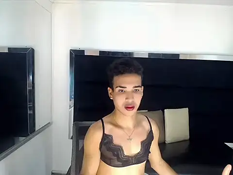Snapshot of Marcuszion_XX chatting on 10.14.25 Marcuszion XX online show from 10.14.25