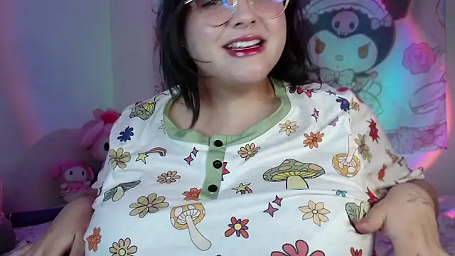 Martinaa perezz online show from 10.23.25