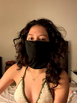 Snapshot of alicacua chatting on 10.23.25 alicacua online show from 10.23.25