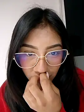 Snapshot of Mia_clark18 chatting on 10.17.25 Mia clark18 online show from 10.17.25