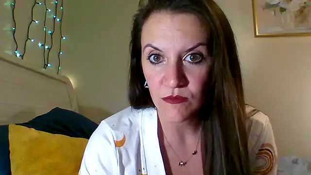 easy briezy online show from 11.05.25