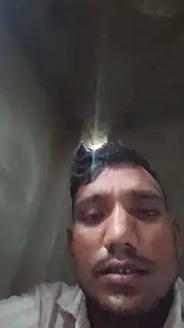 Snapshot of BiggerDickGuy chatting on 10.28.25 BiggerDickGuy online show from 10.28.25