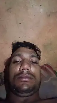 Snapshot of BiggerDickGuy chatting on 10.30.25 BiggerDickGuy online show from 10.30.25