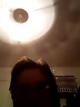 Snapshot of MilaCold5443 chatting on 10.17.25 MilaCold5443 online show from 10.17.25