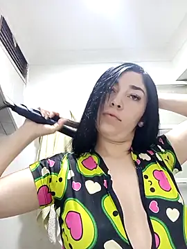 AbbyLewiis online show from 11.26.25