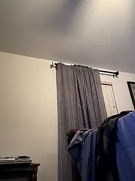 Snapshot of outlawINlaw13 chatting on 11.18.25 outlawINlaw13 online show from 11.18.25